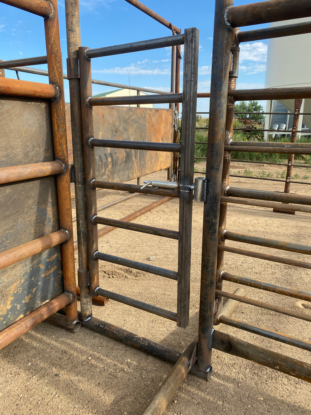 Panel • Tri‑Gate | Ulrich Manufacturing